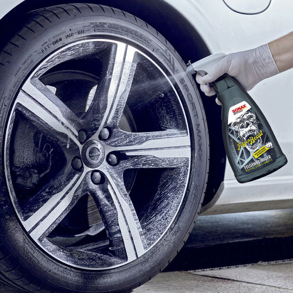 Beast Wheel Cleaner